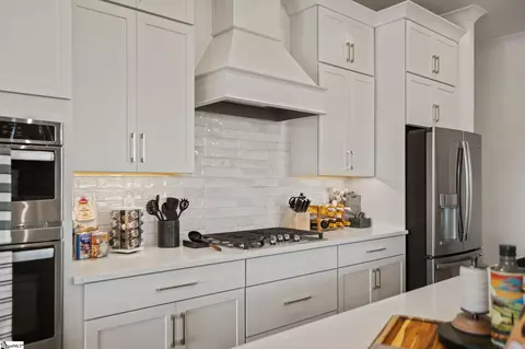 Kitchen - 303 Eagle Mill Ln, Greer, SC 29651 photo 3 of 3