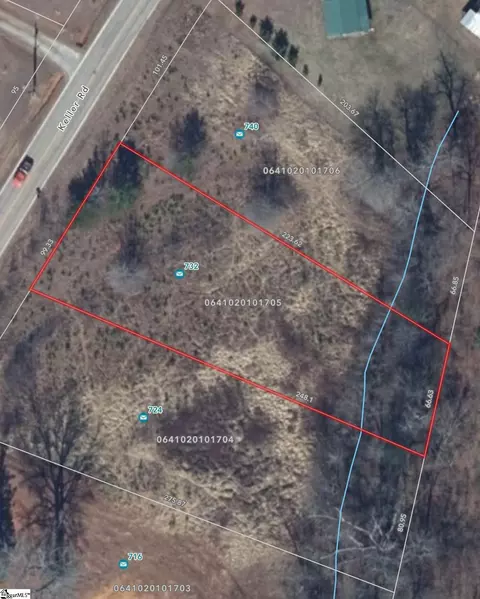 732 Keller Rd, Taylors, SC 29687