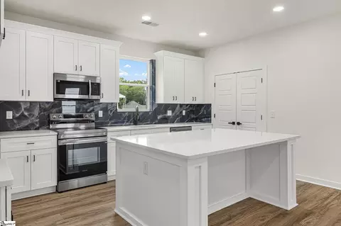 Kitchen - 204 Liberty Dr, Easley, SC 29640 photo 1 of 5