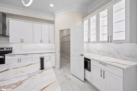 Kitchen - 110 Alder Ct, Liberty, SC 29657 photo 2 of 2
