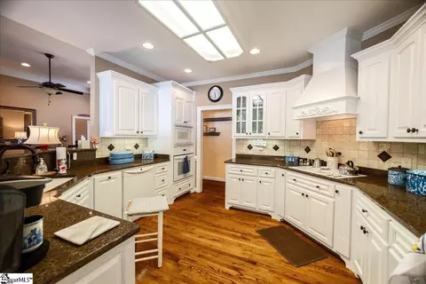 Kitchen - 106 Carson Ct, Easley, SC 29642 photo 5 of 5