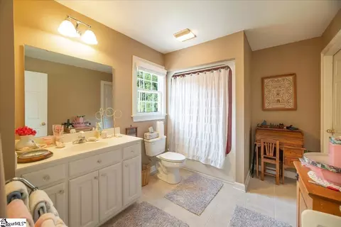 Bath - 106 Carson Ct, Easley, SC 29642 photo 7 of 7