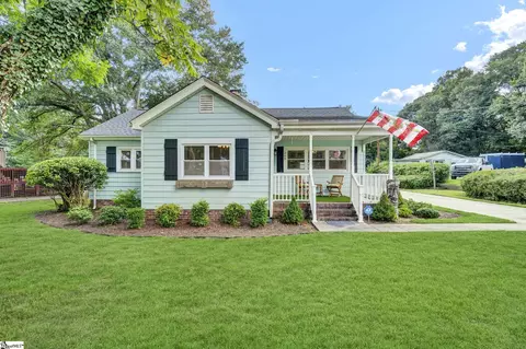 209 Donnan Rd, Taylors, SC 29687