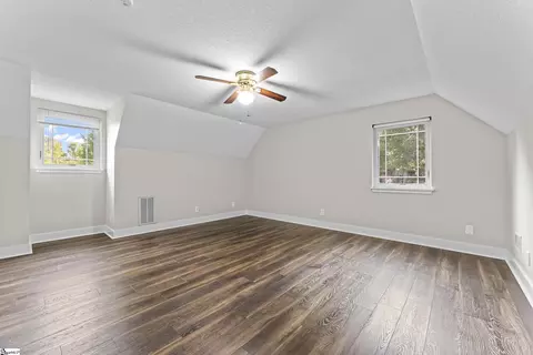Bedroom - 212 Gray Dr, Williamston, SC 29697 photo 6 of 11
