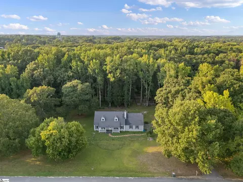 View/Area - 212 Gray Dr, Williamston, SC 29697 photo 2 of 5