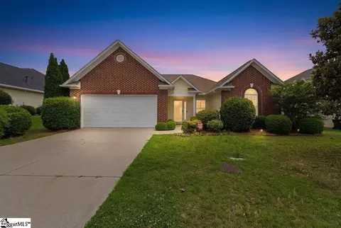 105 Eagles View Ct, Easley, SC 29642 photo 1