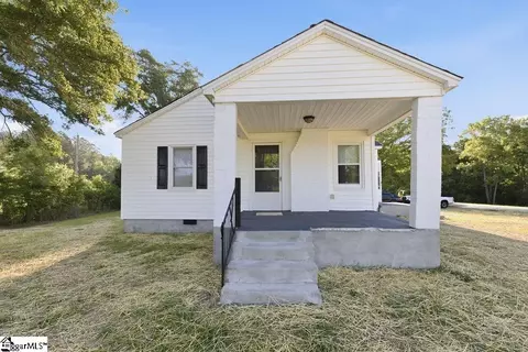 Exterior - 7604 252 Hwy, Honea Path, SC 29654 photo 4 of 5