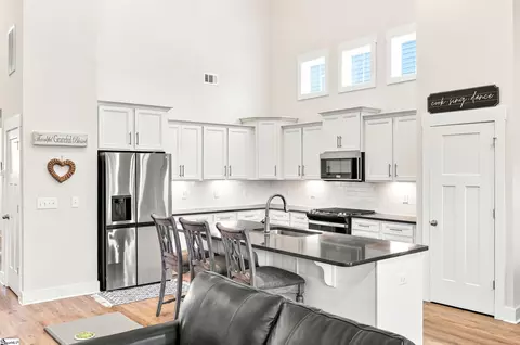 Kitchen - 117 Whitman Way, Easley, SC 29642 photo 1 of 4