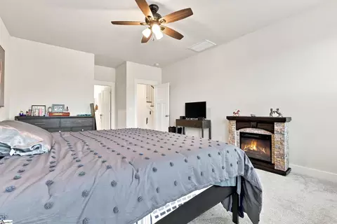 Bedroom - 117 Whitman Way, Easley, SC 29642 photo 4 of 8