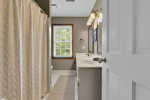 Bath - 16 Pine View Ter, Taylors, SC 29687 photo 2 of 2