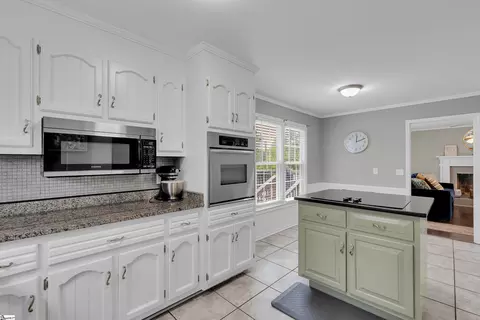 Kitchen - 16 Pine View Ter, Taylors, SC 29687 photo 1 of 3
