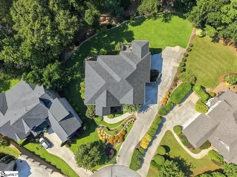 View/Area - 18 Redwing Ct, Greer, SC 29651 photo 2 of 3