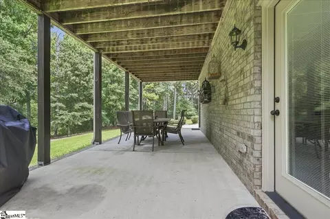 Exterior - 18 Redwing Ct, Greer, SC 29651 photo 6 of 9
