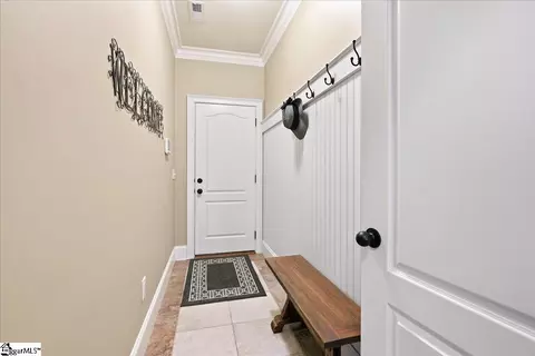 Entry Way - 18 Redwing Ct, Greer, SC 29651 photo 2 of 3