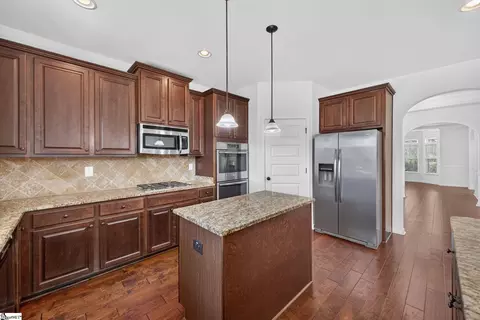 Kitchen - 4 Gorham Ct, Simpsonville, SC 29680 photo 2 of 5