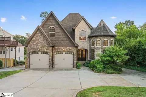306 E Faris Rd, Greenville, SC 29605