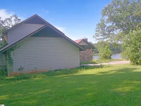 Exterior - 103 Greybridge Rd, Pelzer, SC 29669 photo 2 of 6