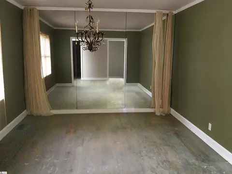 Living - 103 Greybridge Rd, Pelzer, SC 29669 photo 3 of 3