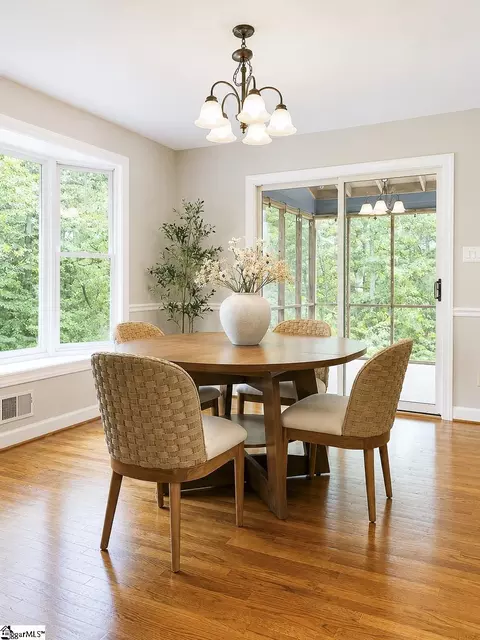 Dining - 535 Mahaffey Rd, Greer, SC 29651 photo 1 of 2
