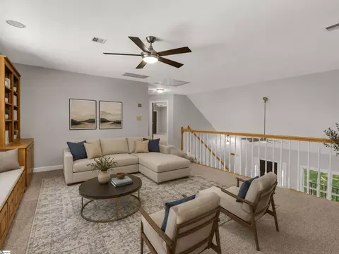 Living - 535 Mahaffey Rd, Greer, SC 29651 photo 4 of 7