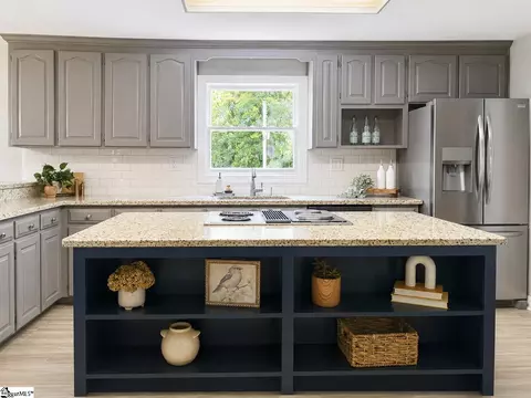 Kitchen - 535 Mahaffey Rd, Greer, SC 29651 photo 6 of 6