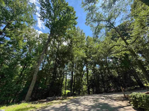 Exterior - 535 Mahaffey Rd, Greer, SC 29651 photo 5 of 6
