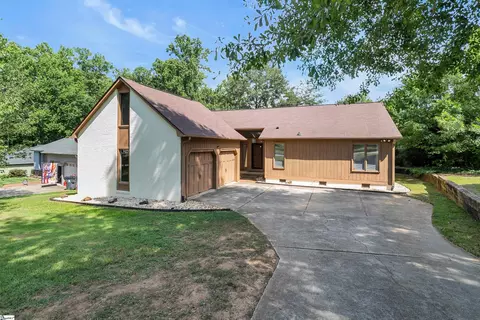 19 Kindlin Way, Taylors, SC 29687