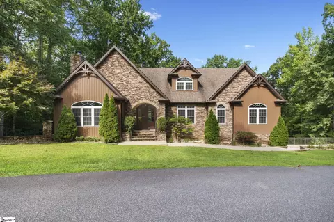129 Overbrook Cir, Lyman, SC 29365
