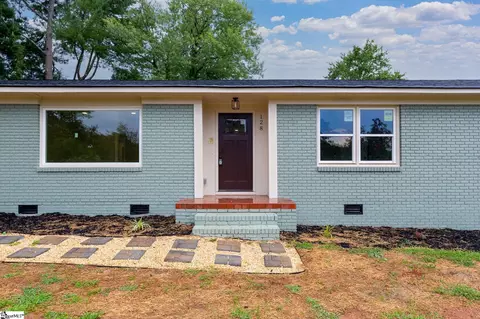 128 Galaxie Pl, Spartanburg, SC 29307