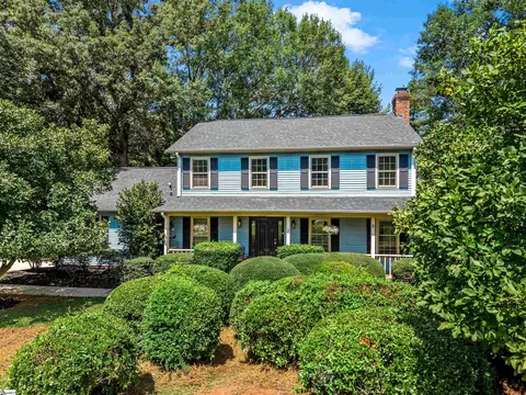 5 Hanson Ct, Greenville, SC 29615