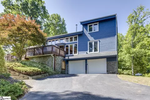 671 Rabbit Rd, Travelers Rest, SC 29690