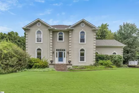 352 Round Ridge Rd, Spartanburg, SC 29302
