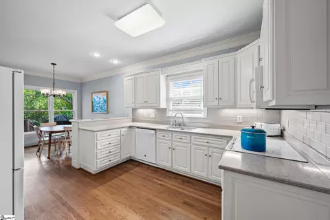 Kitchen - 9 March Winds Ct, Greer, SC 29650 photo 3 of 3