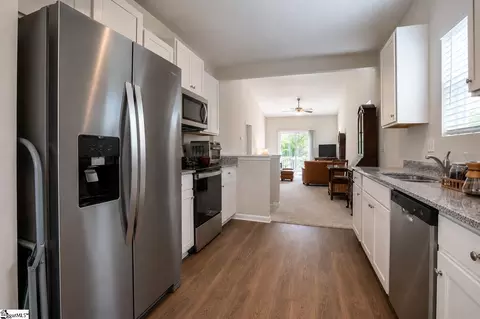 Entry Way - 11110 Watson Dr, Seneca, SC 29672 photo 4 of 10