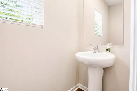 Entry Way - 11110 Watson Dr, Seneca, SC 29672 photo 6 of 10