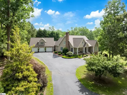 1527 S Blackstock Rd, Landrum, SC 29356