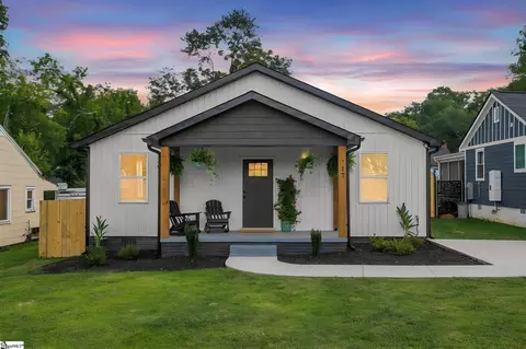 17 Sitka Ave, Greenville, SC 29607