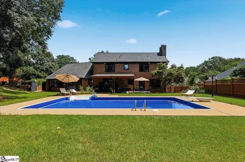 105 Sugar Hill Ct, Simpsonville, SC 29681