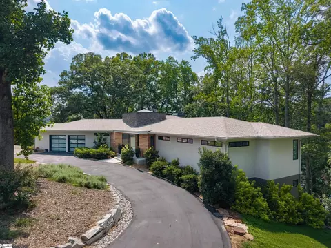 5011 Bridgeview Dr, Seneca, SC 29672