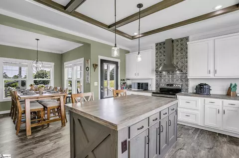 Kitchen - 615 Wilson Rd, Central, SC 29630 photo 1 of 3