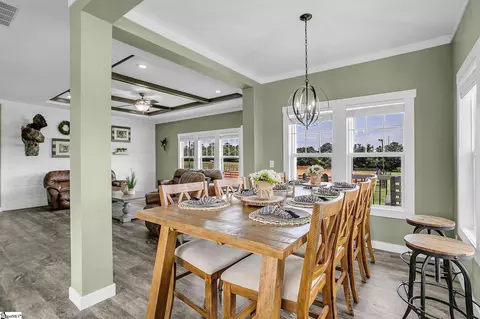 Dining - 615 Wilson Rd, Central, SC 29630 photo 3 of 3