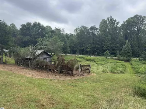 Exterior - 947 Midway Rd, Pickens, SC 29671 photo 6 of 6