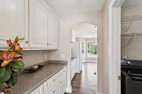 Entry Way - 5 Chickadee Dr, Pelzer, SC 29669 photo 4 of 7