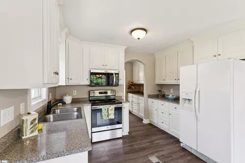 Kitchen - 5 Chickadee Dr, Pelzer, SC 29669 photo 3 of 3