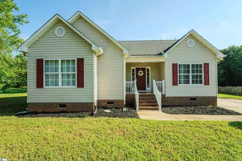 Exterior - 5 Chickadee Dr, Pelzer, SC 29669 photo 2 of 10