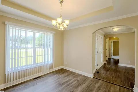 Entry Way - 5 Chickadee Dr, Pelzer, SC 29669 photo 6 of 7