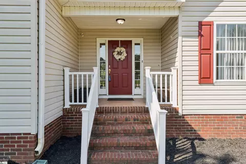 Exterior - 5 Chickadee Dr, Pelzer, SC 29669 photo 3 of 10
