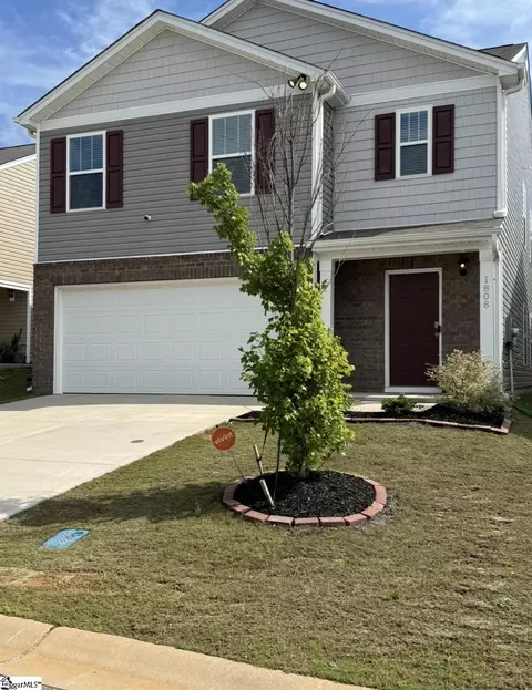 1808 Bridle Ln, Roebuck, SC 29376