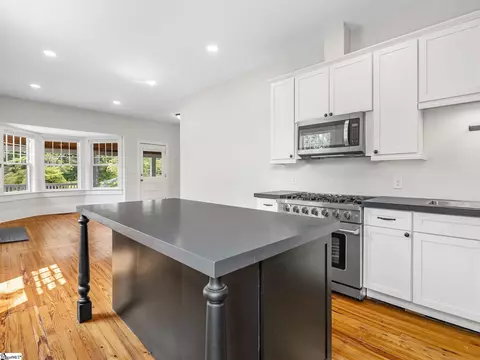 Kitchen - 143 Broadway Ave, Tryon, NC 28782 photo 5 of 6