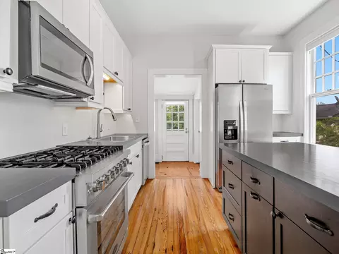 Kitchen - 143 Broadway Ave, Tryon, NC 28782 photo 3 of 6
